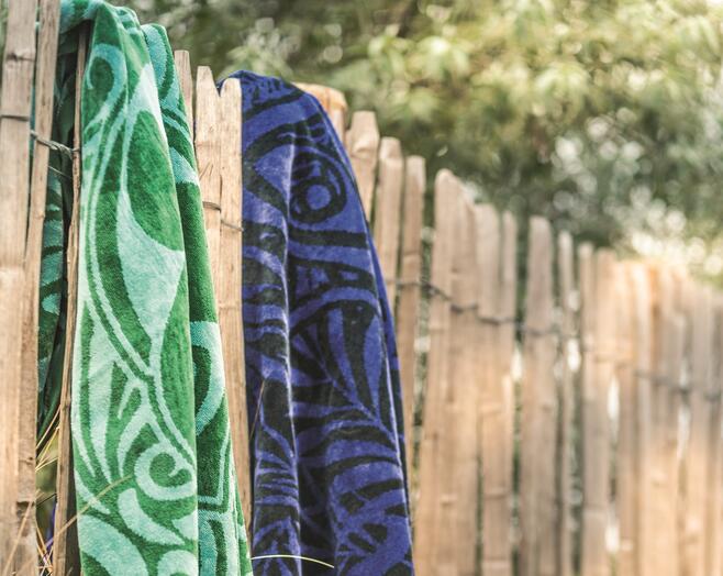 Groene en paarse handdoek