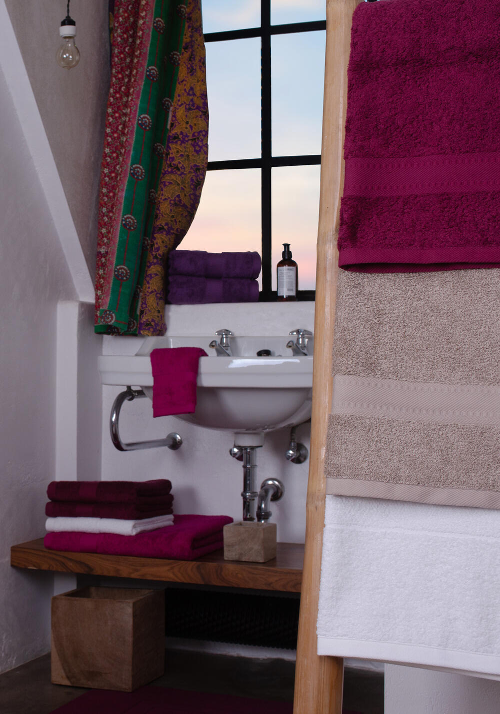 Witte, beige en roze handdoeken